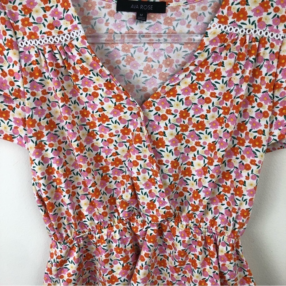 Ava Rose Floral Spring flowers layered sleeve blouse size: M - Picture 2 of 10